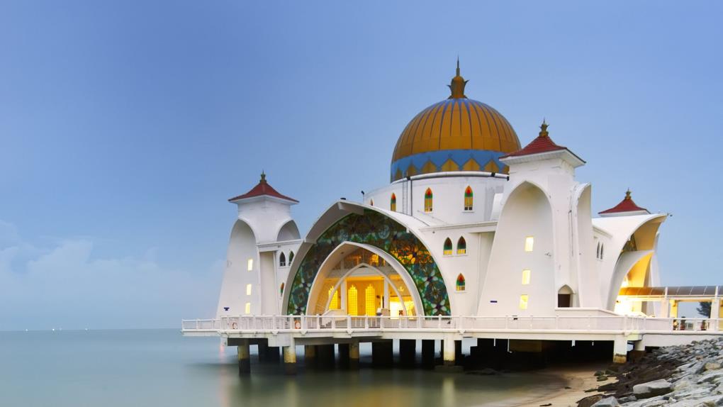 异域风情桌面壁纸，马六甲海峡清真寺